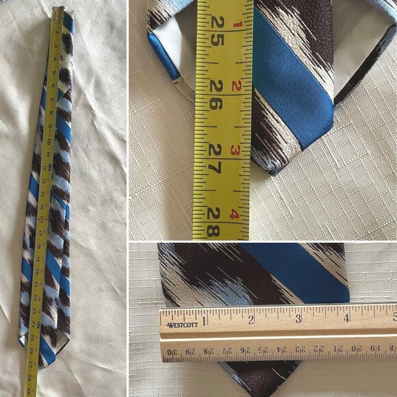 Vintage Mark Of California Mens Wide Tie w/ Blue Stripes and Abstract Design - Picture 3 of 3